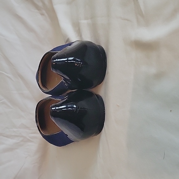 Talbots Blue Suede & Black Patent shoes , flats. - Picture 4 of 9